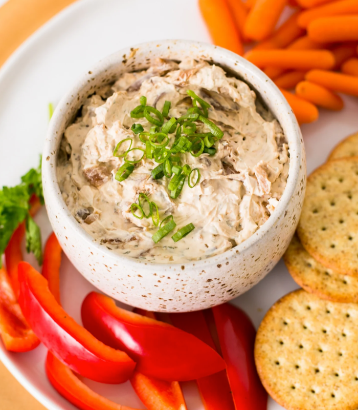 Add Some Flavor to Your Next Party with Our Delicious Sweet Onion Garlic Spread Recipe