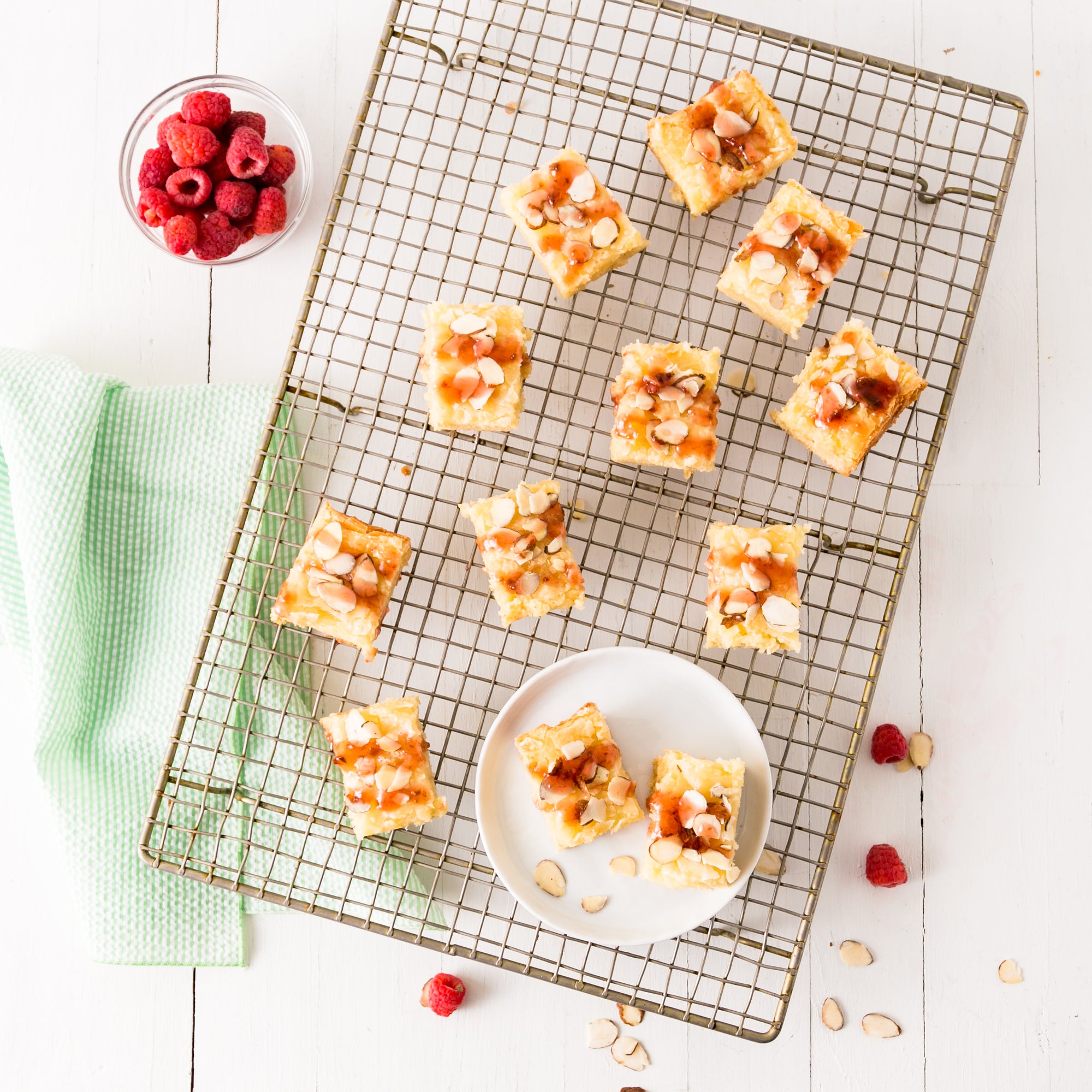 Amore Amaretto Pastry Bars
