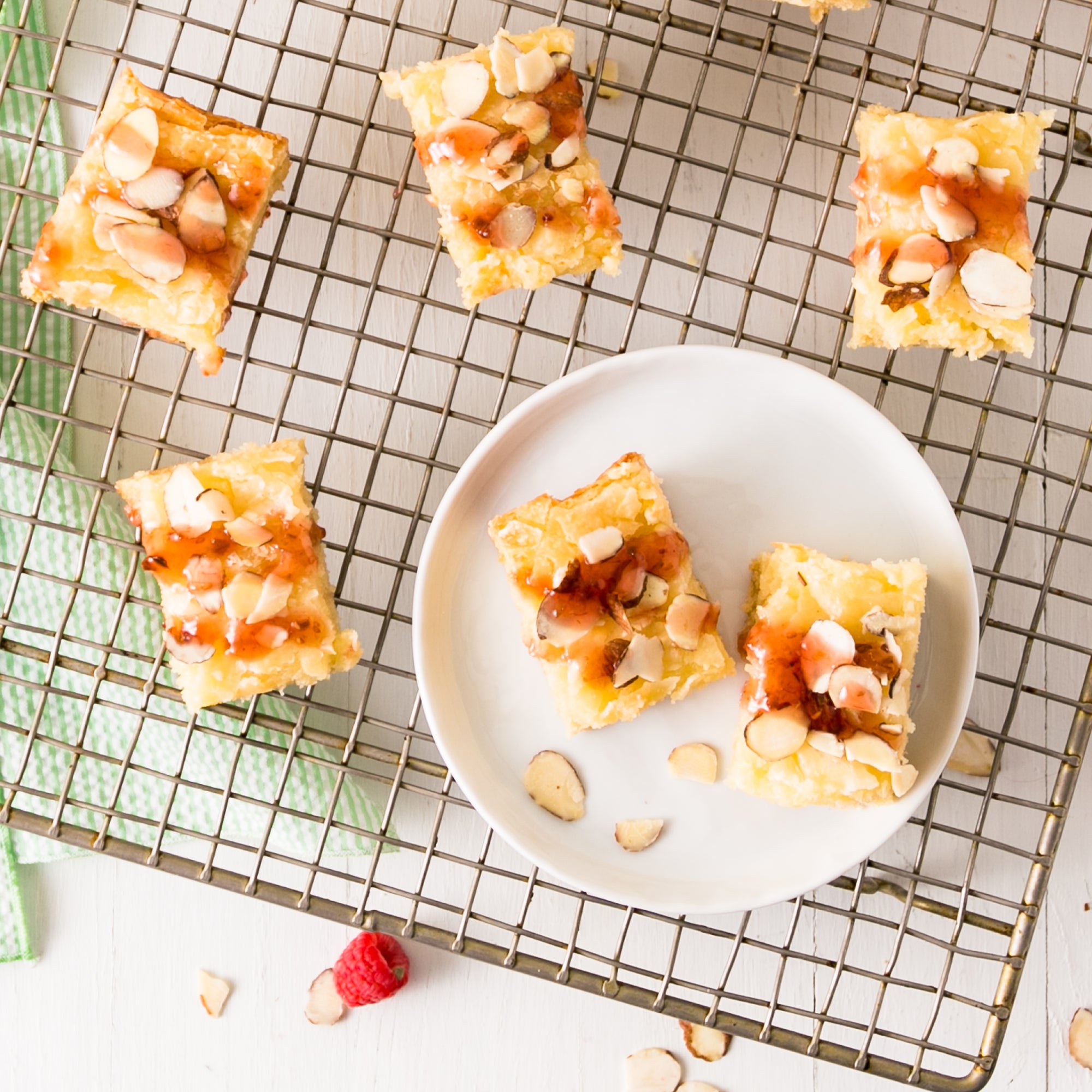 Amore Amaretto Pastry Bars