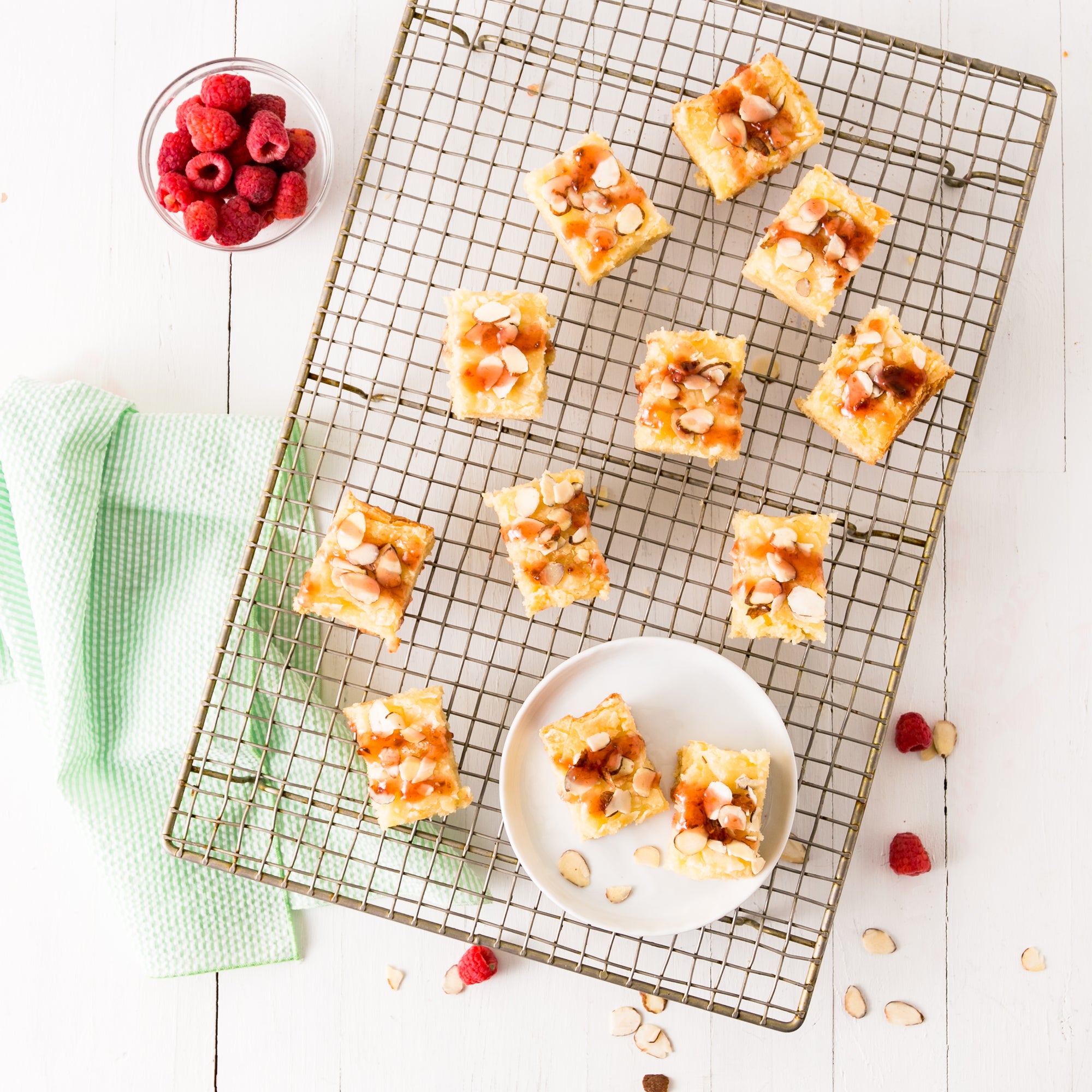 Amore Amaretto Pastry Bars