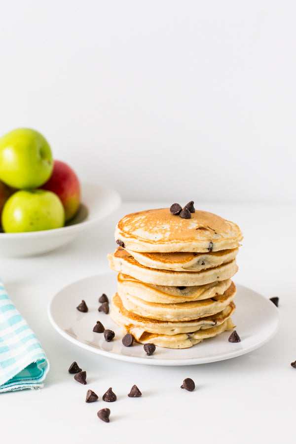 https://www.molly-you.com/cdn/shop/products/ChocolateChipPancakes-032-2.jpg?v=1690213421