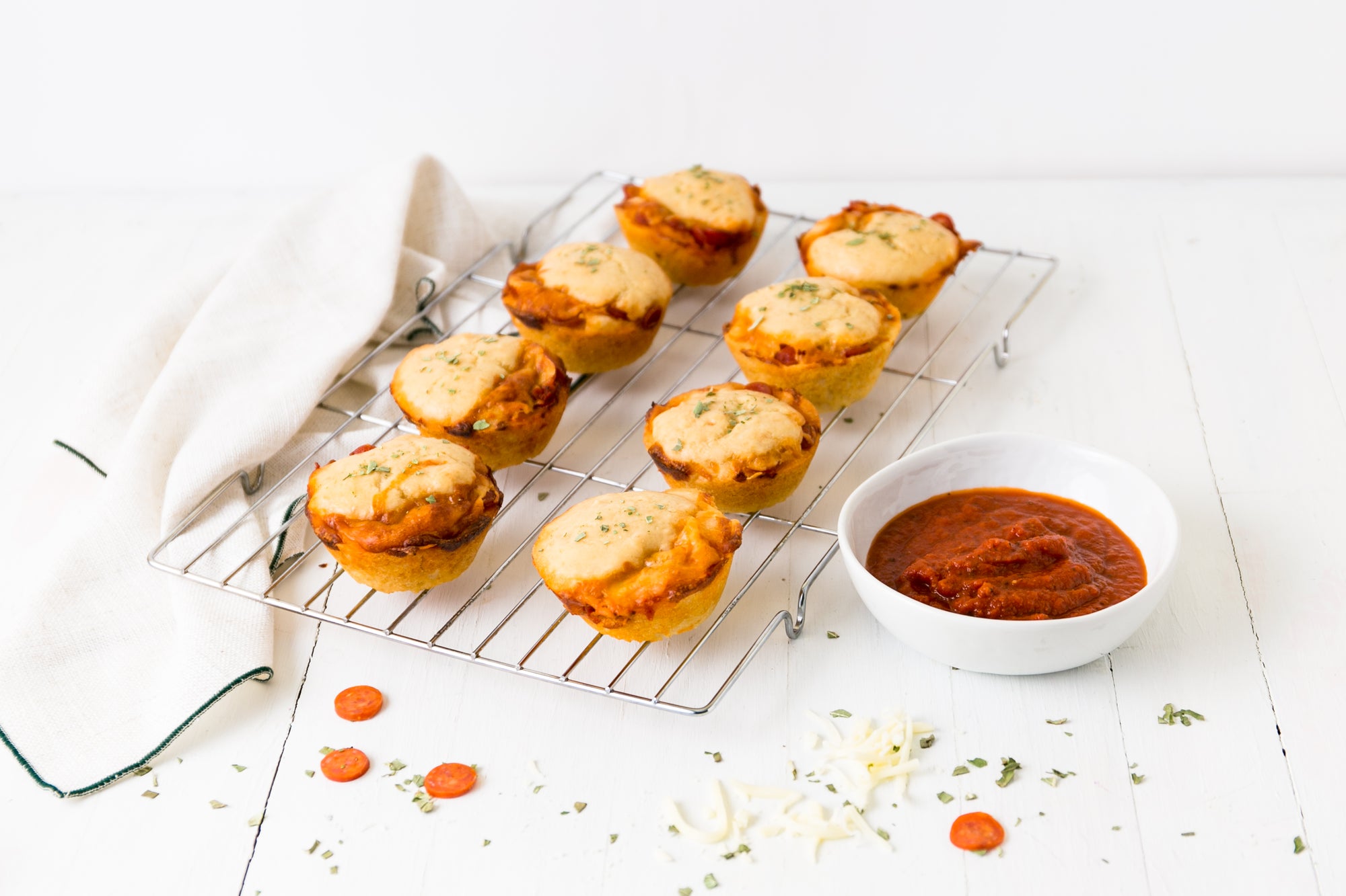 Easy Cheesy Pizza Poppers