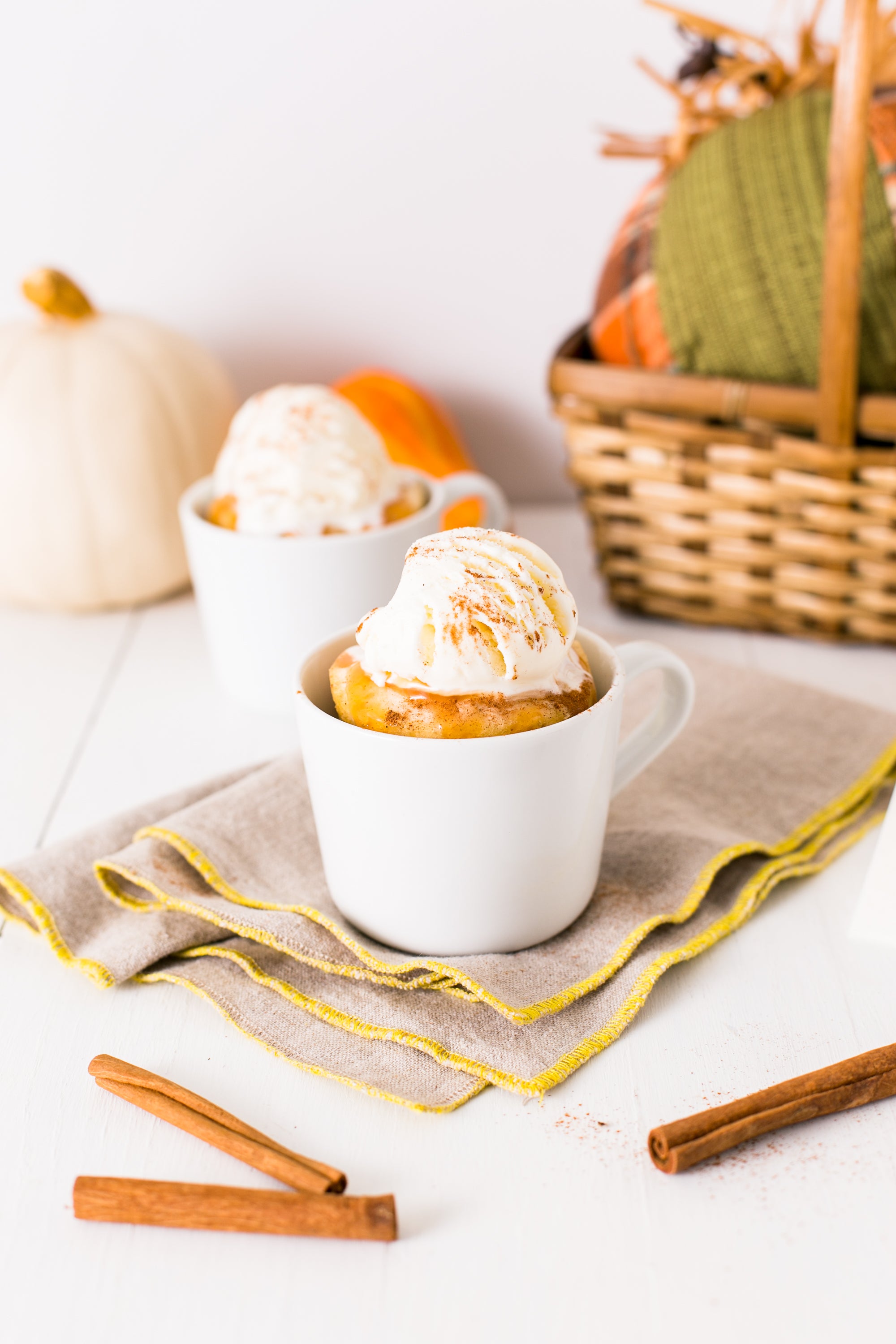 Vanilla Spice Microwave Cake Single
