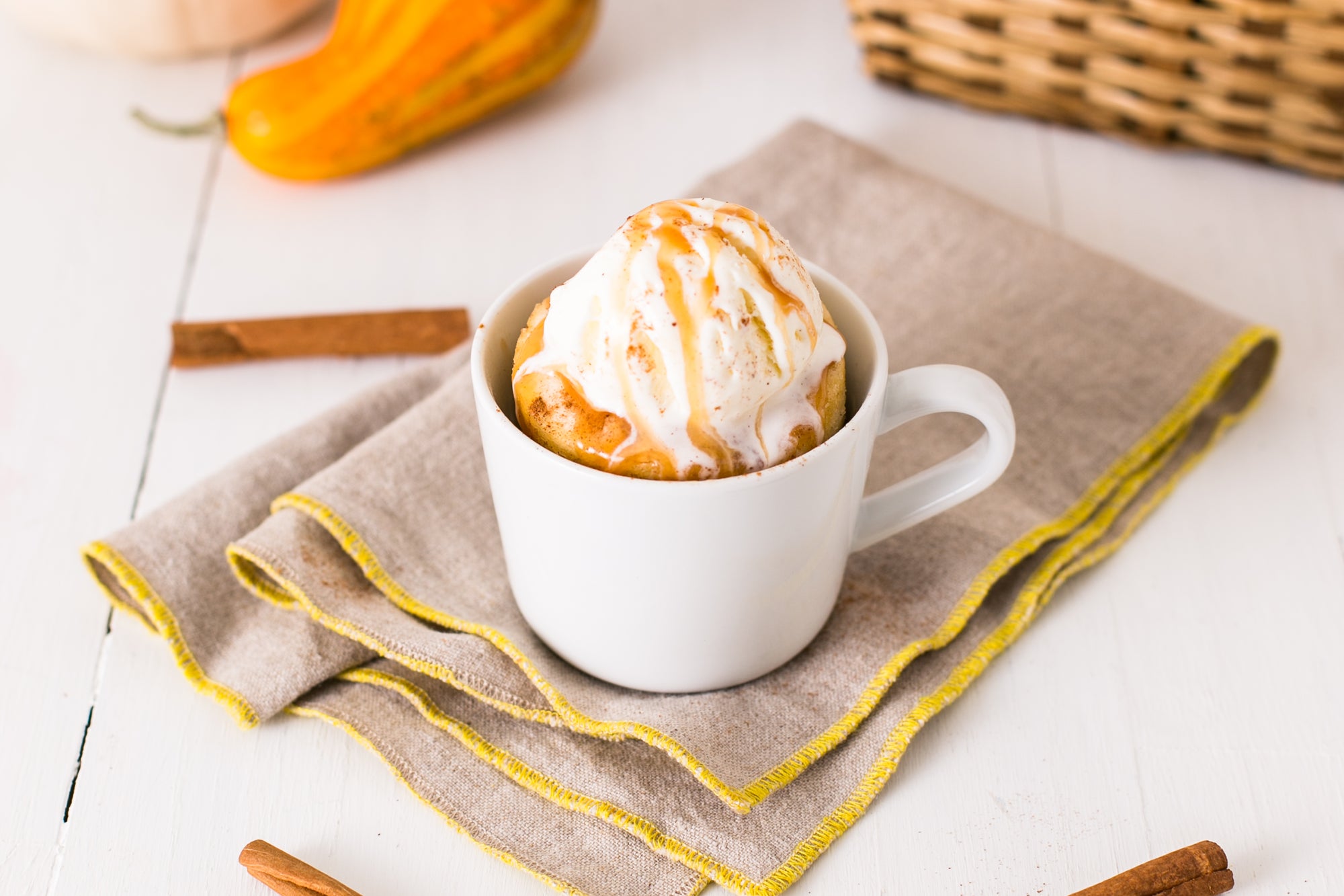 Vanilla Spice Microwave Cake Single